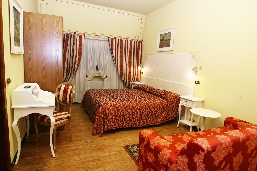 Ai Ronchi Motor Hotel بريشا الغرفة الصورة