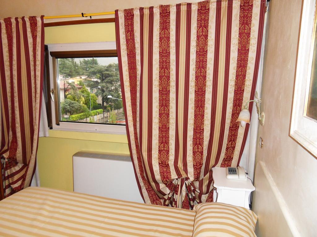 Ai Ronchi Motor Hotel بريشا المظهر الخارجي الصورة