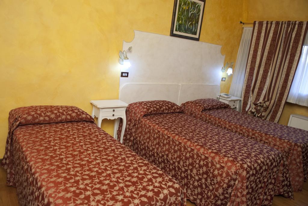 Ai Ronchi Motor Hotel بريشا المظهر الخارجي الصورة