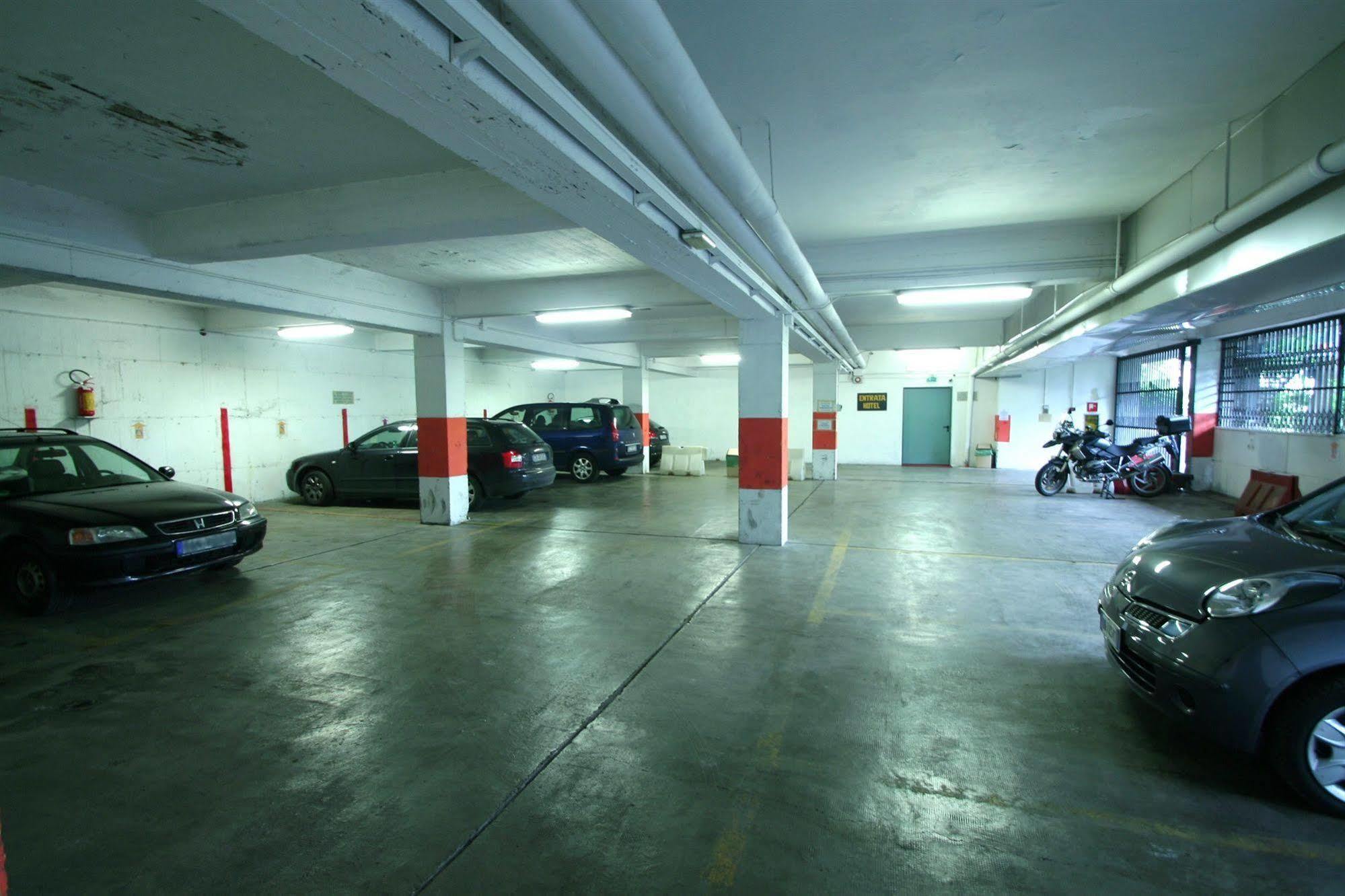 Ai Ronchi Motor Hotel بريشا المظهر الخارجي الصورة
