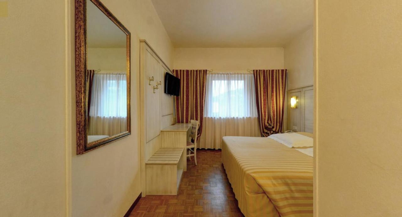 Ai Ronchi Motor Hotel بريشا المظهر الخارجي الصورة