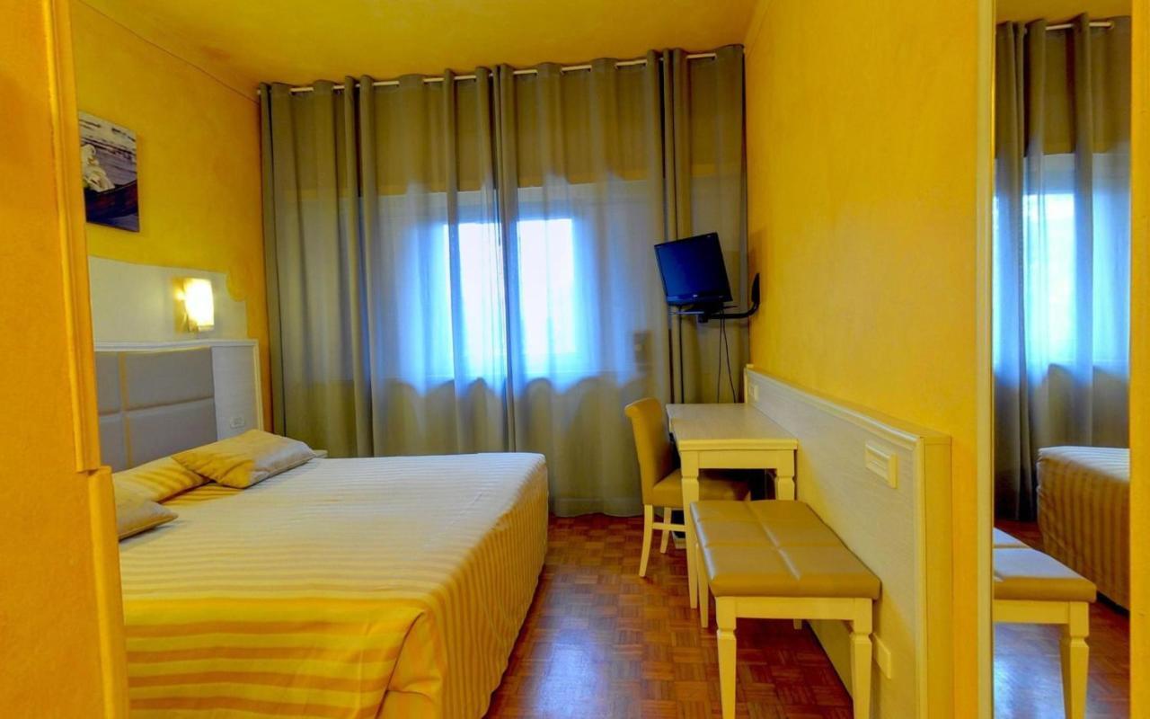 Ai Ronchi Motor Hotel بريشا المظهر الخارجي الصورة